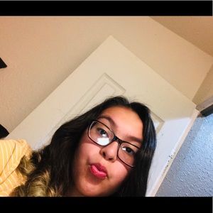 Meet your Posher, Vanessa